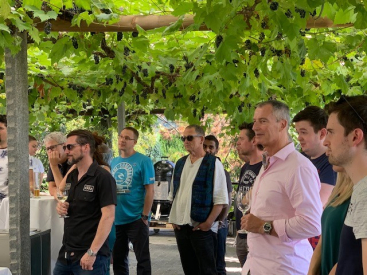 Sonne, Grill und Wein. Das war der Talus Sunntig 2021