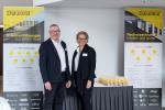Yvonne Bader & Alfred Hofer am Talus Stand beim Politforum Thun 2022